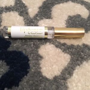 Ooops! Remover - by SeneGence